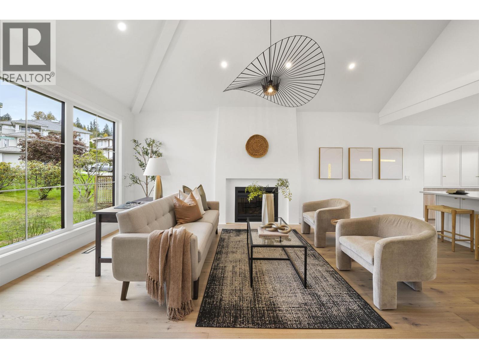 1 Cedarwood Court, Port Moody, British Columbia  V3H 4W2 - Photo 5 - R3064052