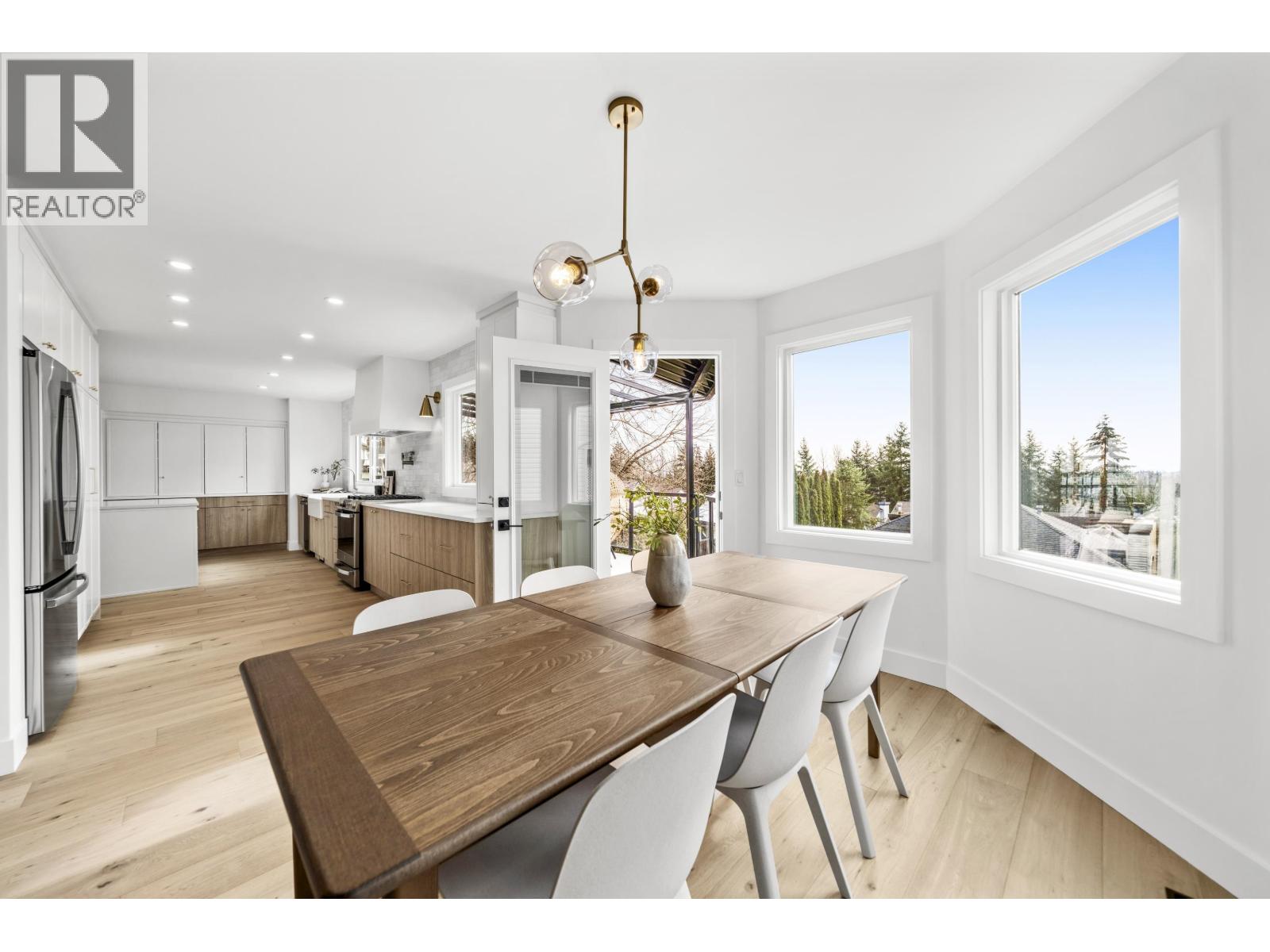 1 Cedarwood Court, Port Moody, British Columbia  V3H 4W2 - Photo 8 - R3064052