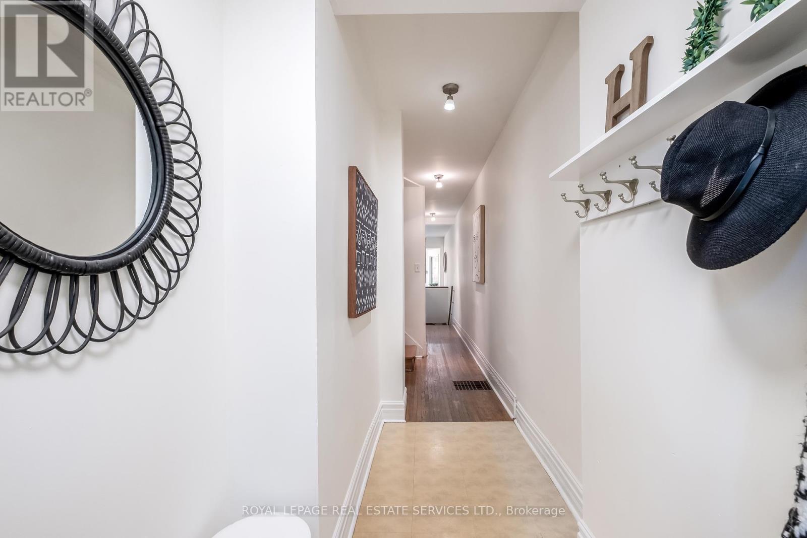 65 Drayton Avenue, Toronto, Ontario  M4C 3L8 - Photo 4 - E12439288