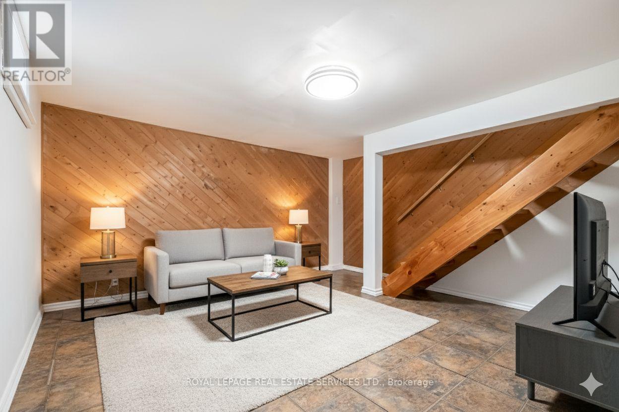 65 Drayton Avenue, Toronto, Ontario  M4C 3L8 - Photo 31 - E12439288