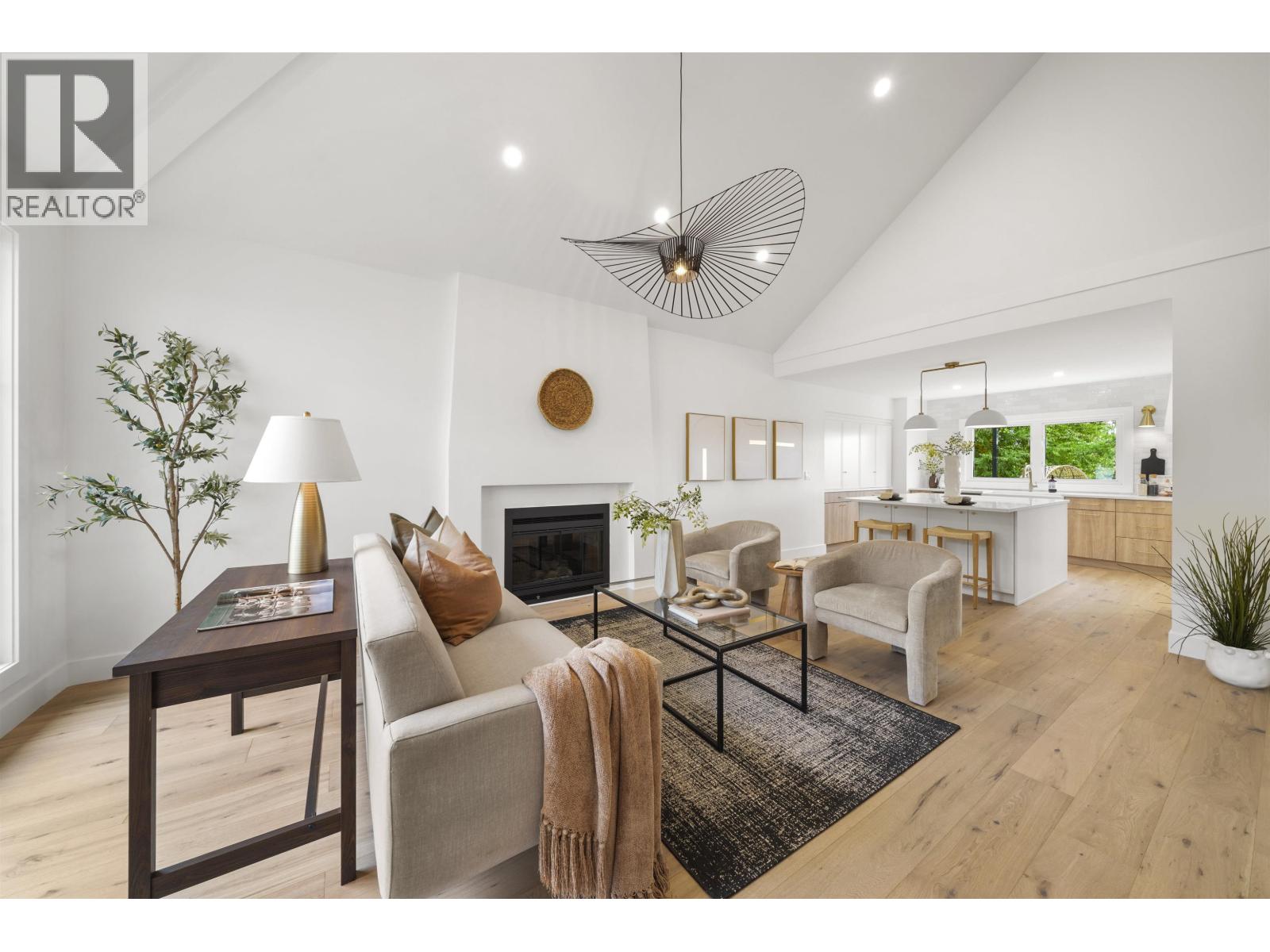 1 Cedarwood Court, Port Moody, British Columbia  V3H 4W2 - Photo 6 - R3064052