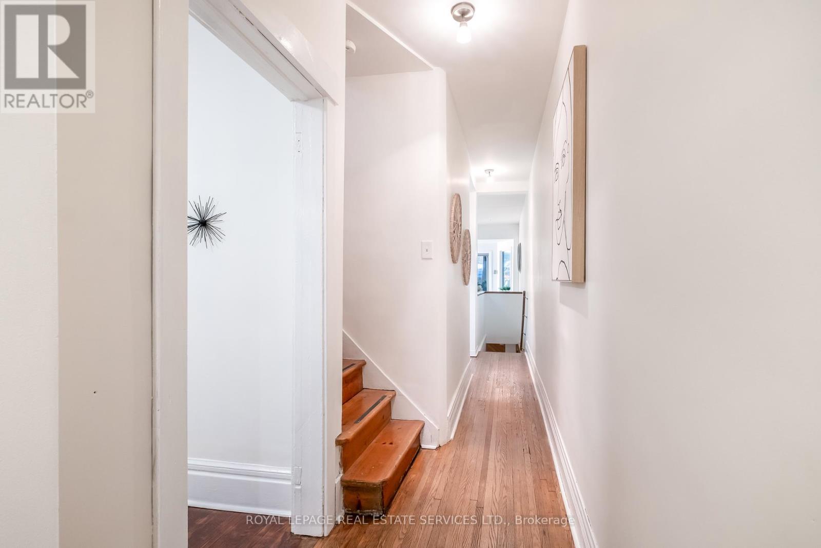 65 Drayton Avenue, Toronto, Ontario  M4C 3L8 - Photo 5 - E12439288