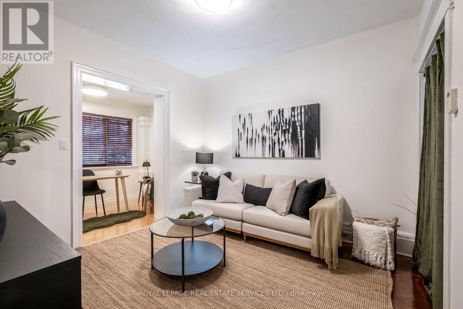 65 Drayton Avenue, Toronto, Ontario  M4C 3L8 - Photo 9 - E12439288