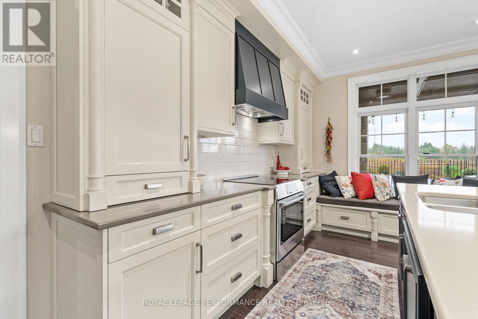 6721 Yacht Boulevard, South Glengarry, Ontario  K6H 7N6 - Photo 16 - X12505276