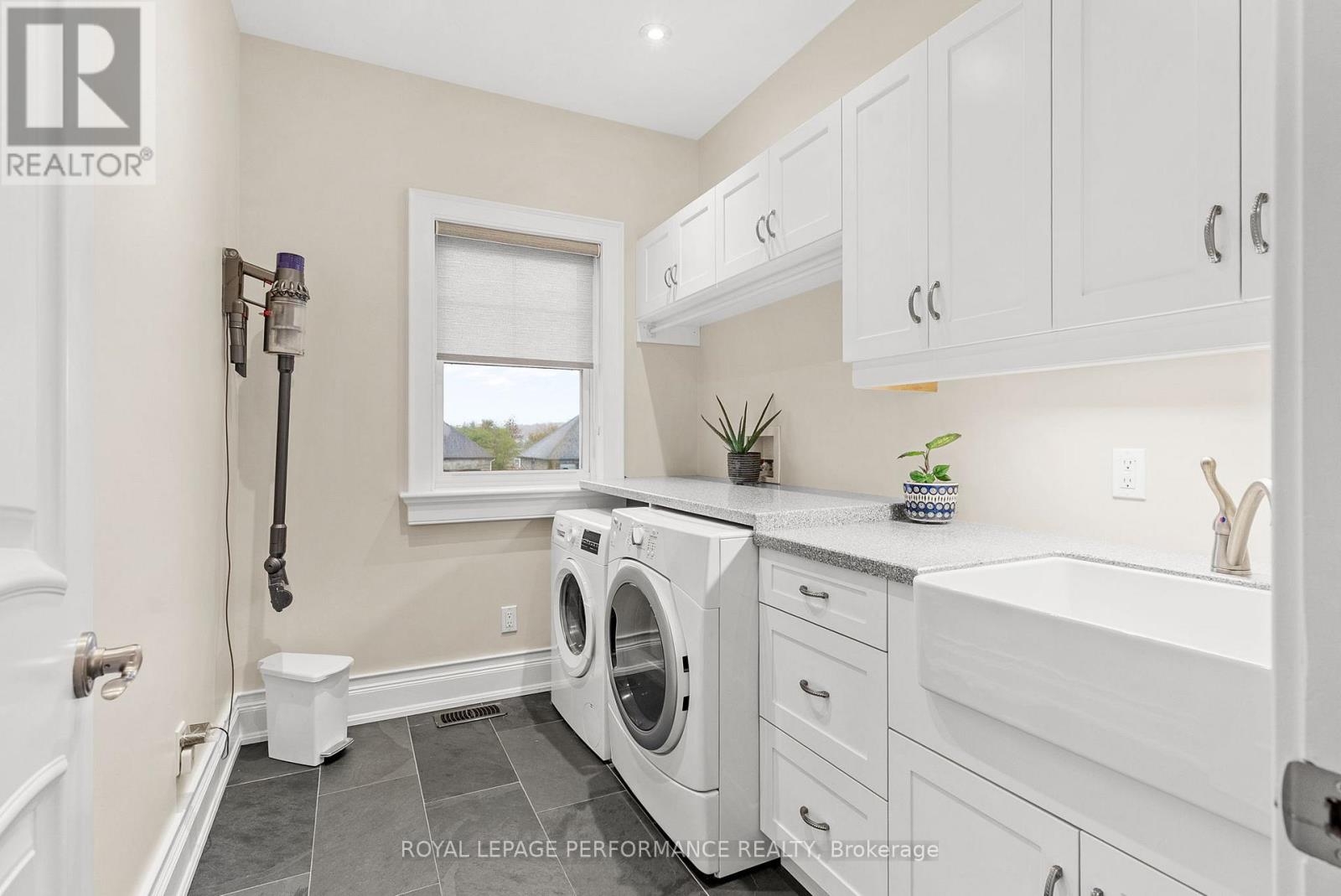 6721 Yacht Boulevard, South Glengarry, Ontario  K6H 7N6 - Photo 24 - X12505276