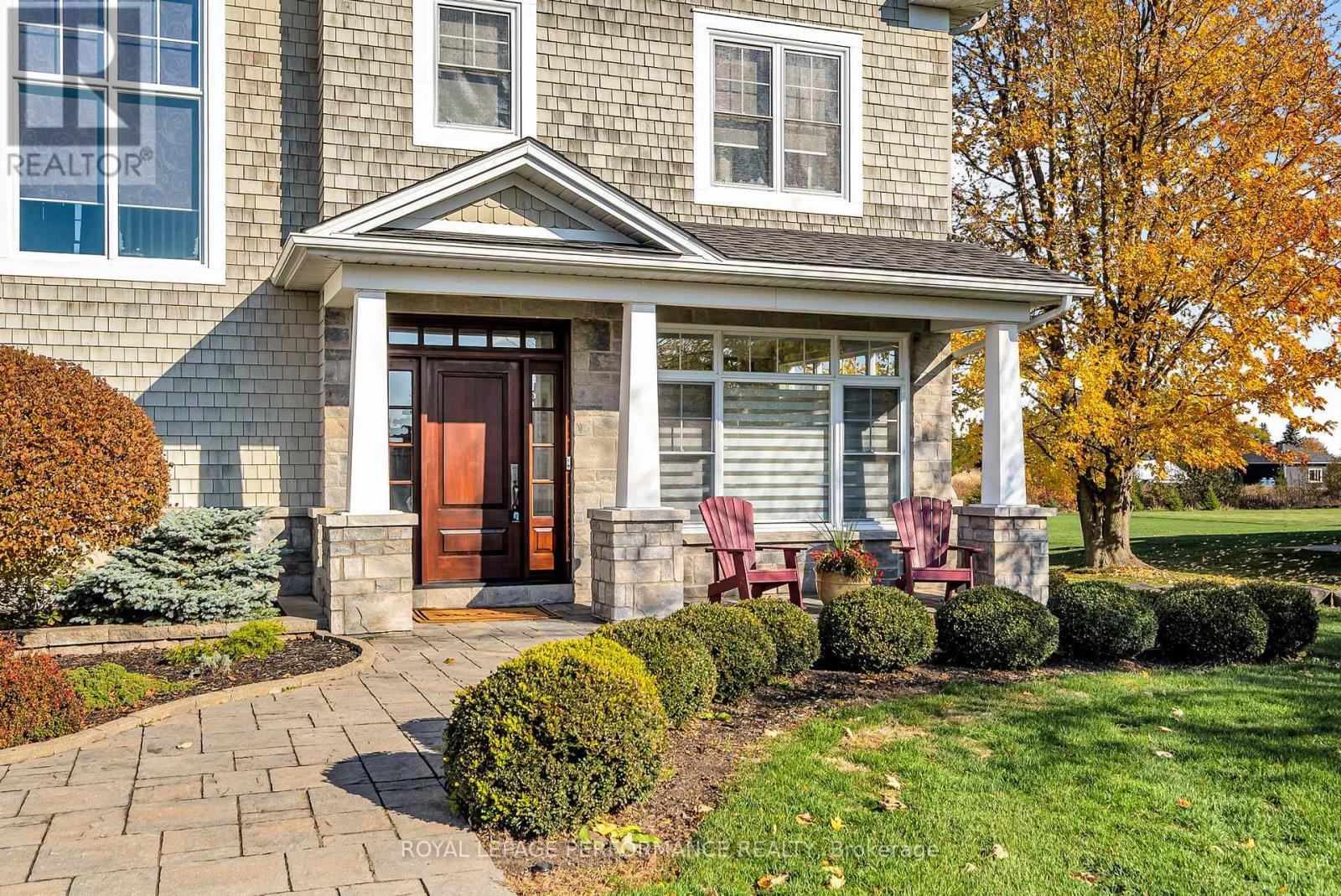 6721 Yacht Boulevard, South Glengarry, Ontario  K6H 7N6 - Photo 4 - X12505276