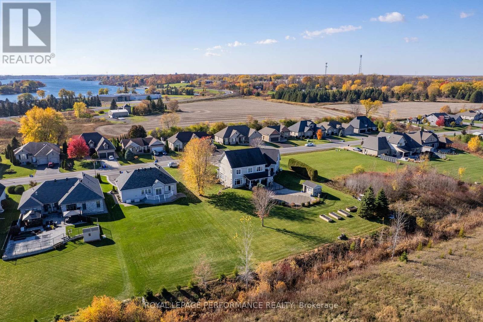 6721 Yacht Boulevard, South Glengarry, Ontario  K6H 7N6 - Photo 43 - X12505276