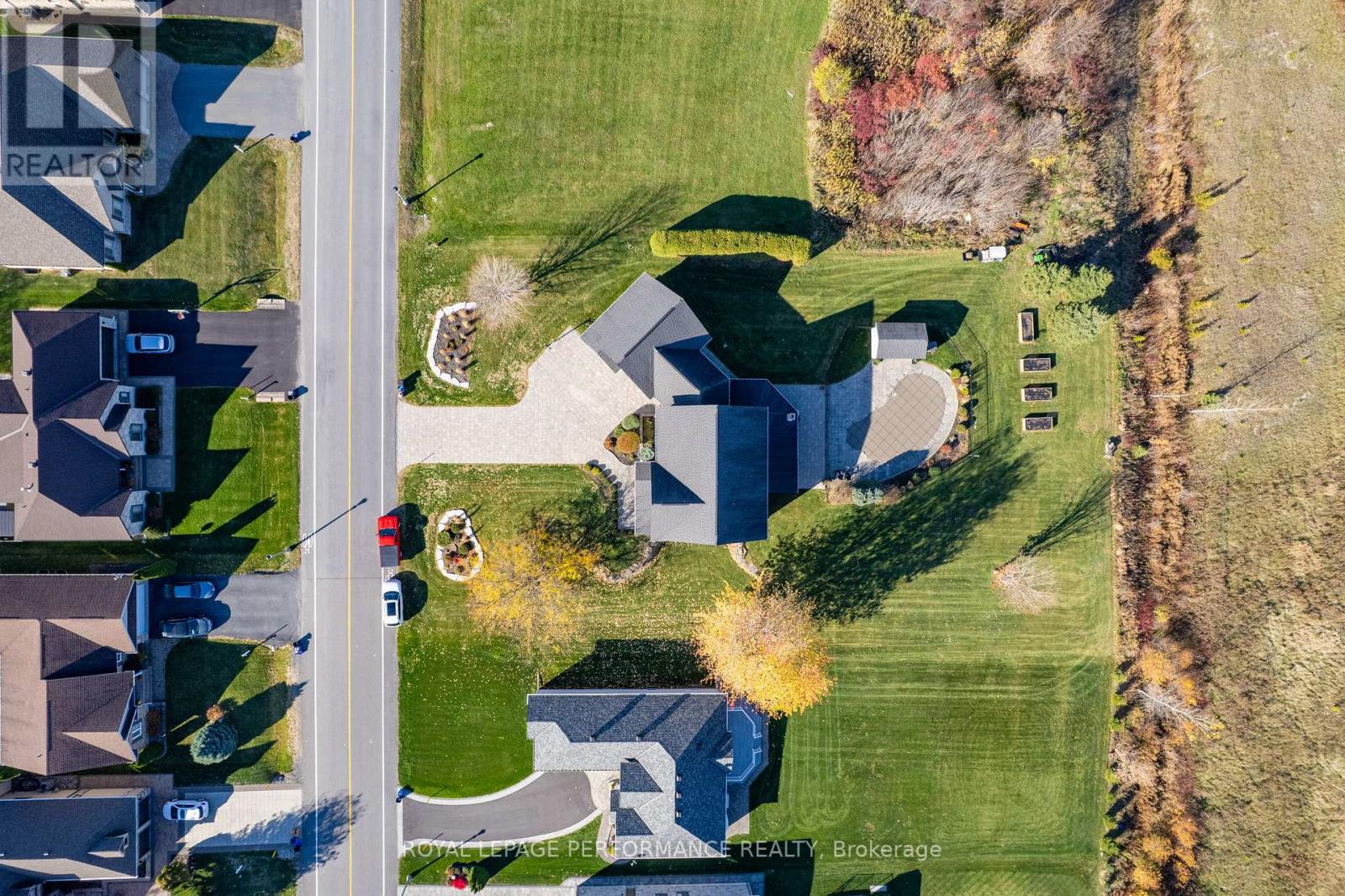 6721 Yacht Boulevard, South Glengarry, Ontario  K6H 7N6 - Photo 44 - X12505276