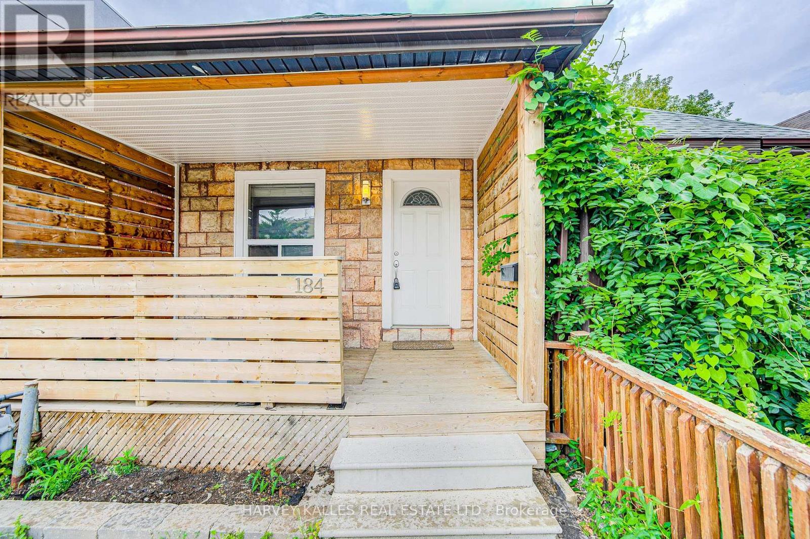 Main - 184 Cedric Avenue, Toronto, Ontario  M6C 3X8 - Photo 2 - C12505178