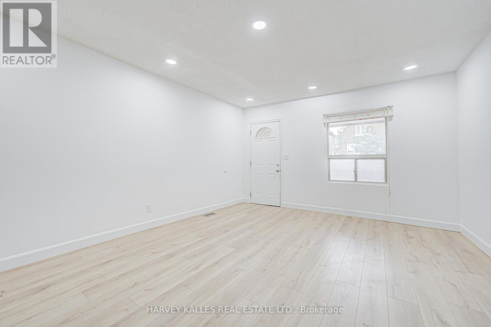 Main - 184 Cedric Avenue, Toronto, Ontario  M6C 3X8 - Photo 5 - C12505178