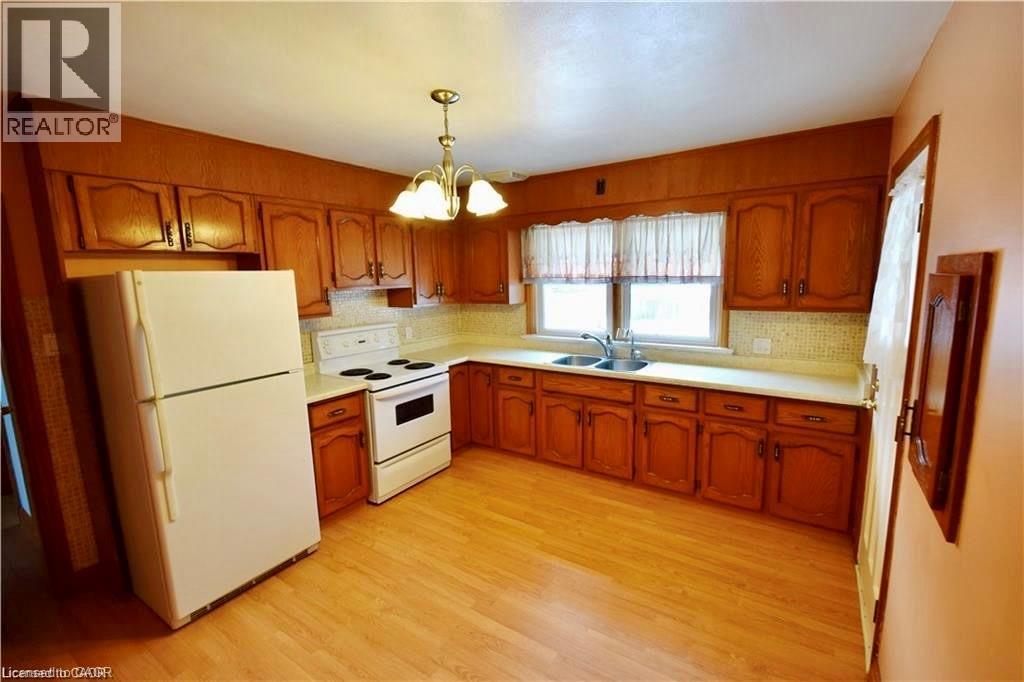 155 Ann Street Unit# Main Floor, Kitchener, Ontario  N2B 1Y2 - Photo 4 - 40785292