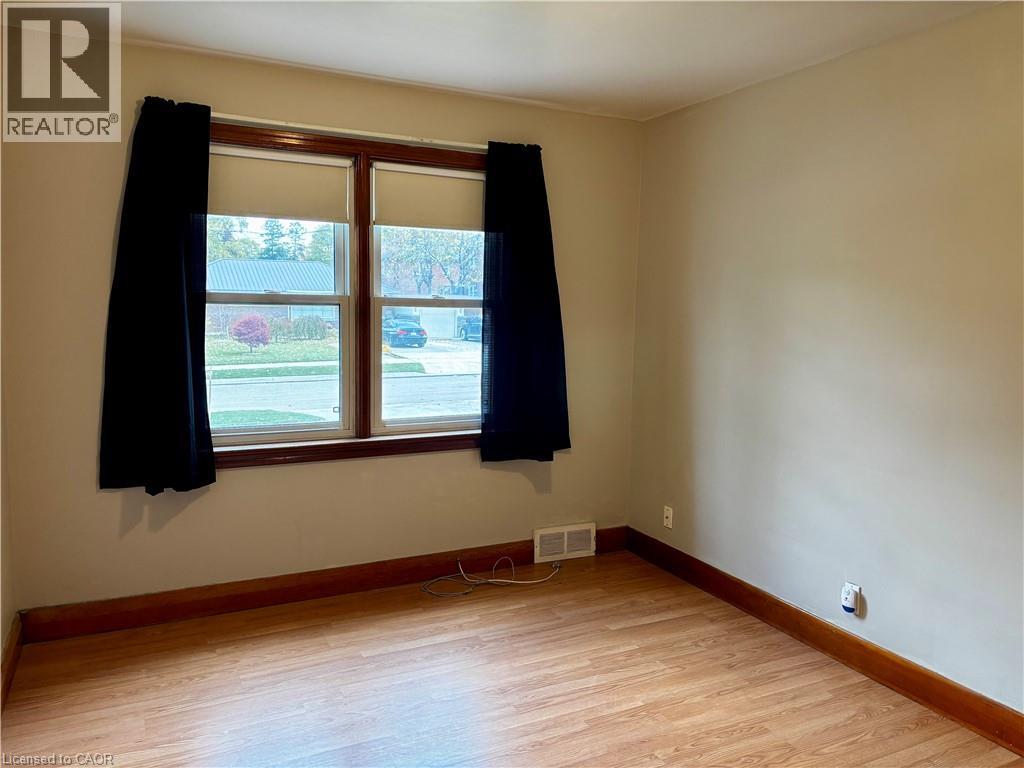 155 Ann Street Unit# Main Floor, Kitchener, Ontario  N2B 1Y2 - Photo 8 - 40785292