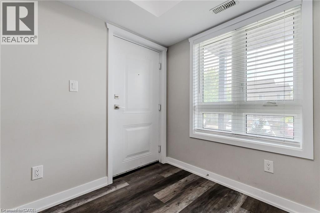 1331 Countrystone Drive Unit# A2, Kitchener, Ontario  N2N 3R9 - Photo 5 - 40779983