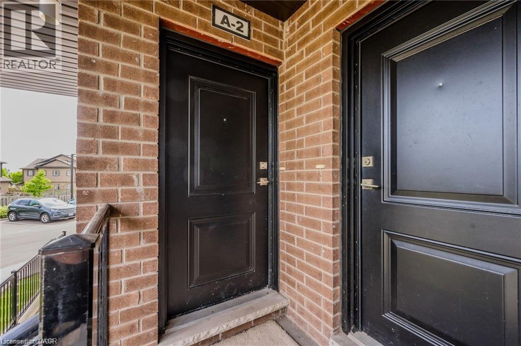 1331 Countrystone Drive Unit# A2, Kitchener, Ontario  N2N 3R9 - Photo 3 - 40779983