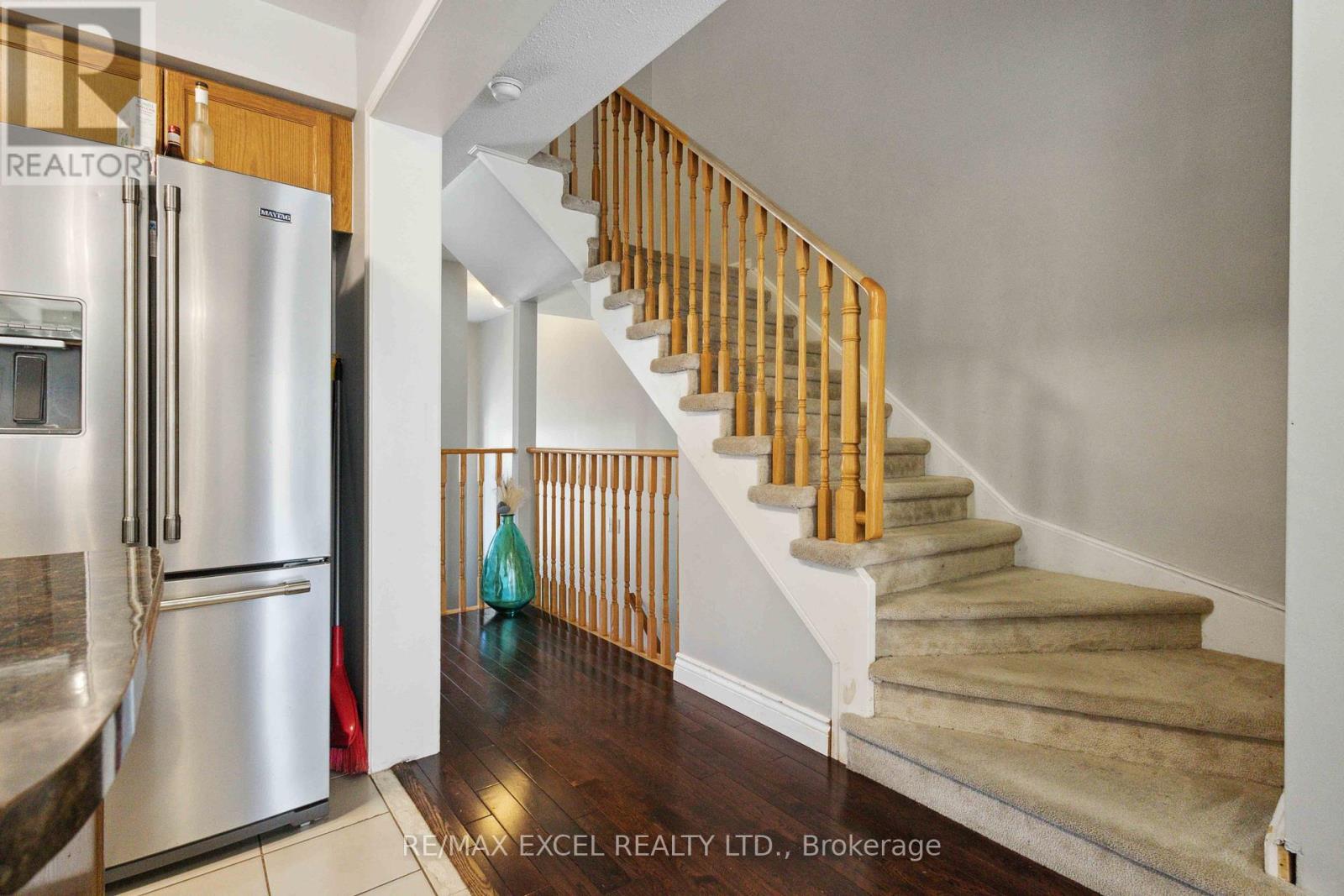 26 Farmstead Drive, Clarington, Ontario  L1C 0J9 - Photo 14 - E12505204