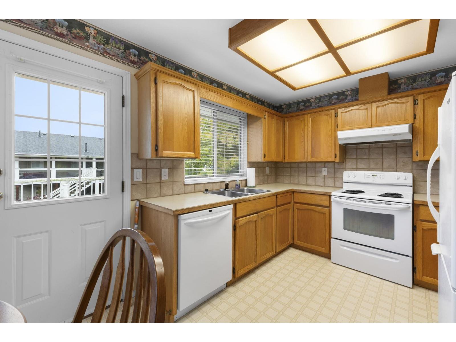 8260 Kudo Drive, Mission, British Columbia  V2V 6T4 - Photo 10 - R3064128