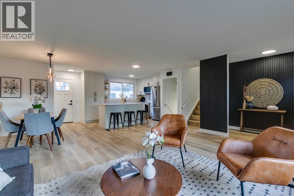 1304 Lake Sylvan Drive Se, Calgary, Alberta  T2J 4C8 - Photo 1 - A2261425