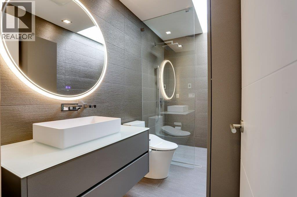 4577 Capilano Road, North Vancouver, British Columbia  V7R 4K3 - Photo 27 - R3063582