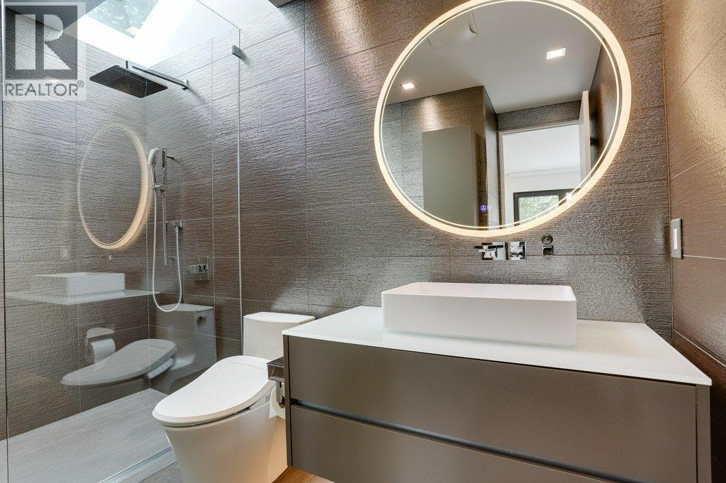 4577 Capilano Road, North Vancouver, British Columbia  V7R 4K3 - Photo 23 - R3063582