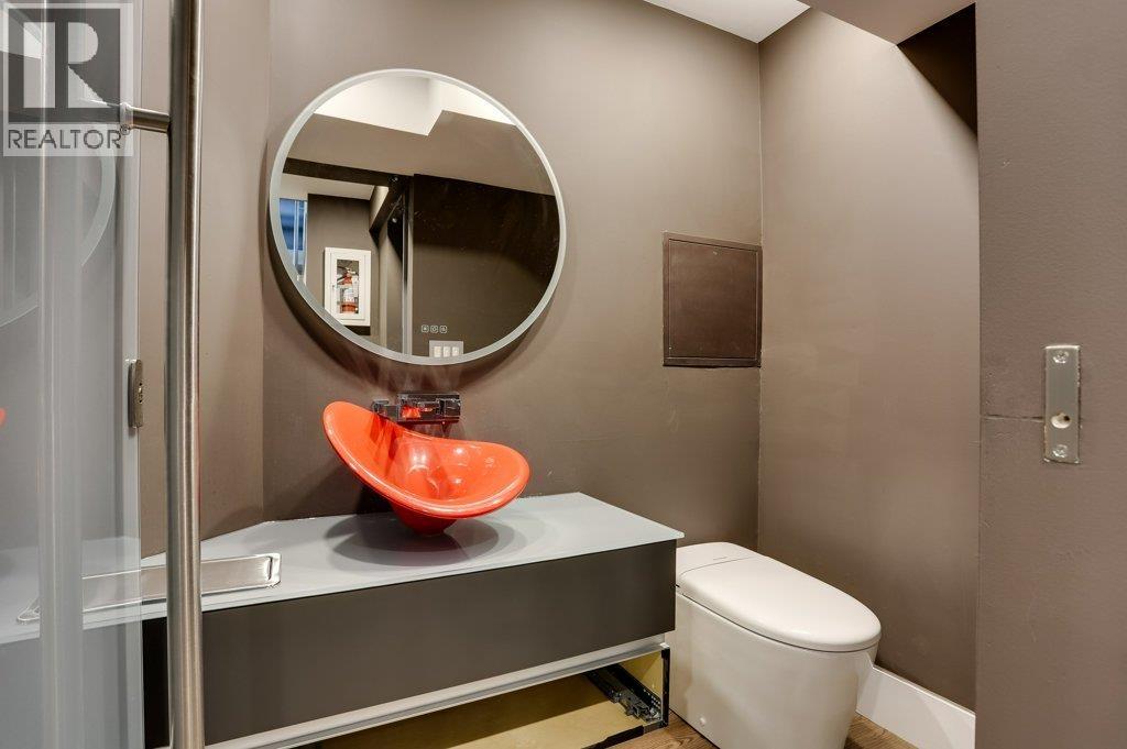 4577 Capilano Road, North Vancouver, British Columbia  V7R 4K3 - Photo 32 - R3063582