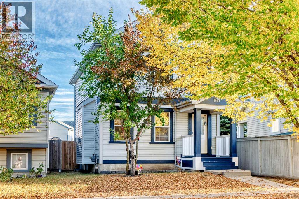 715 Copperfield Boulevard Se, Calgary, Alberta  T2Z 4L7 - Photo 1 - A2266289