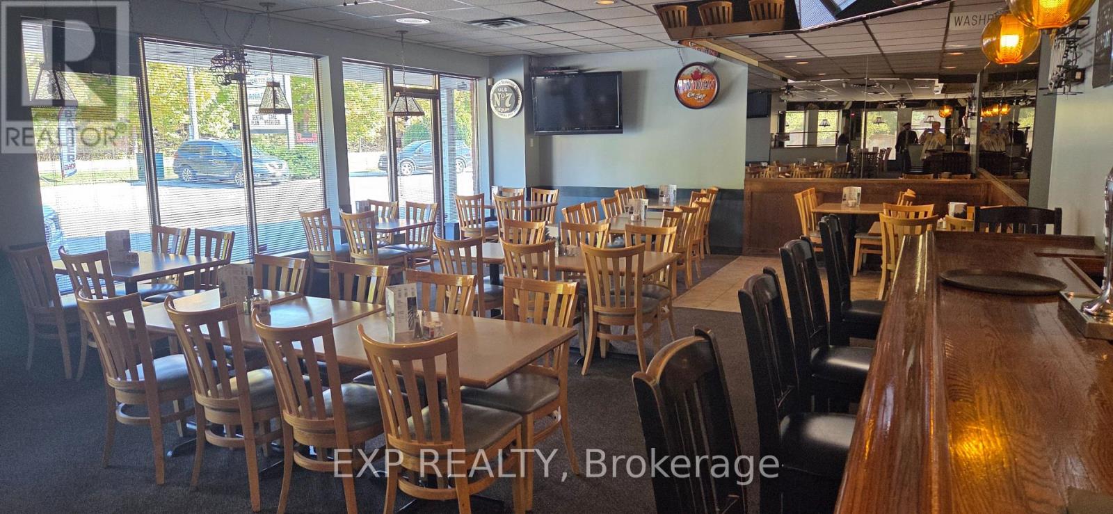 26 Kilworth Park Drive, Middlesex Centre, Ontario  N0L 1R0 - Photo 1 - X12505324