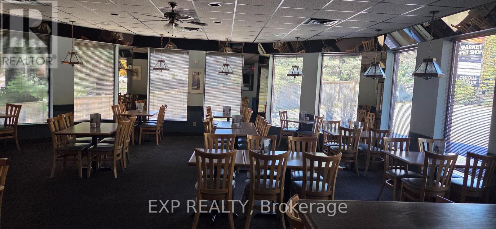 26 Kilworth Park Drive, Middlesex Centre, Ontario  N0L 1R0 - Photo 3 - X12505324