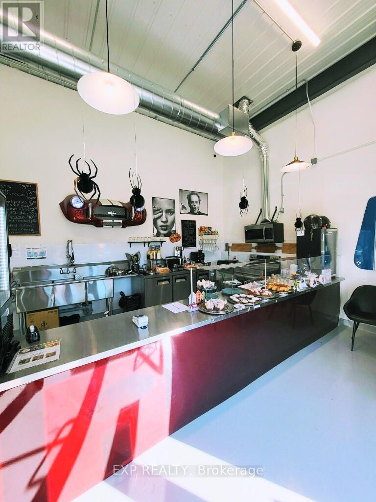 3392 Wonderland Road S, London South, Ontario  N6L 1J9 - Photo 3 - X12505408