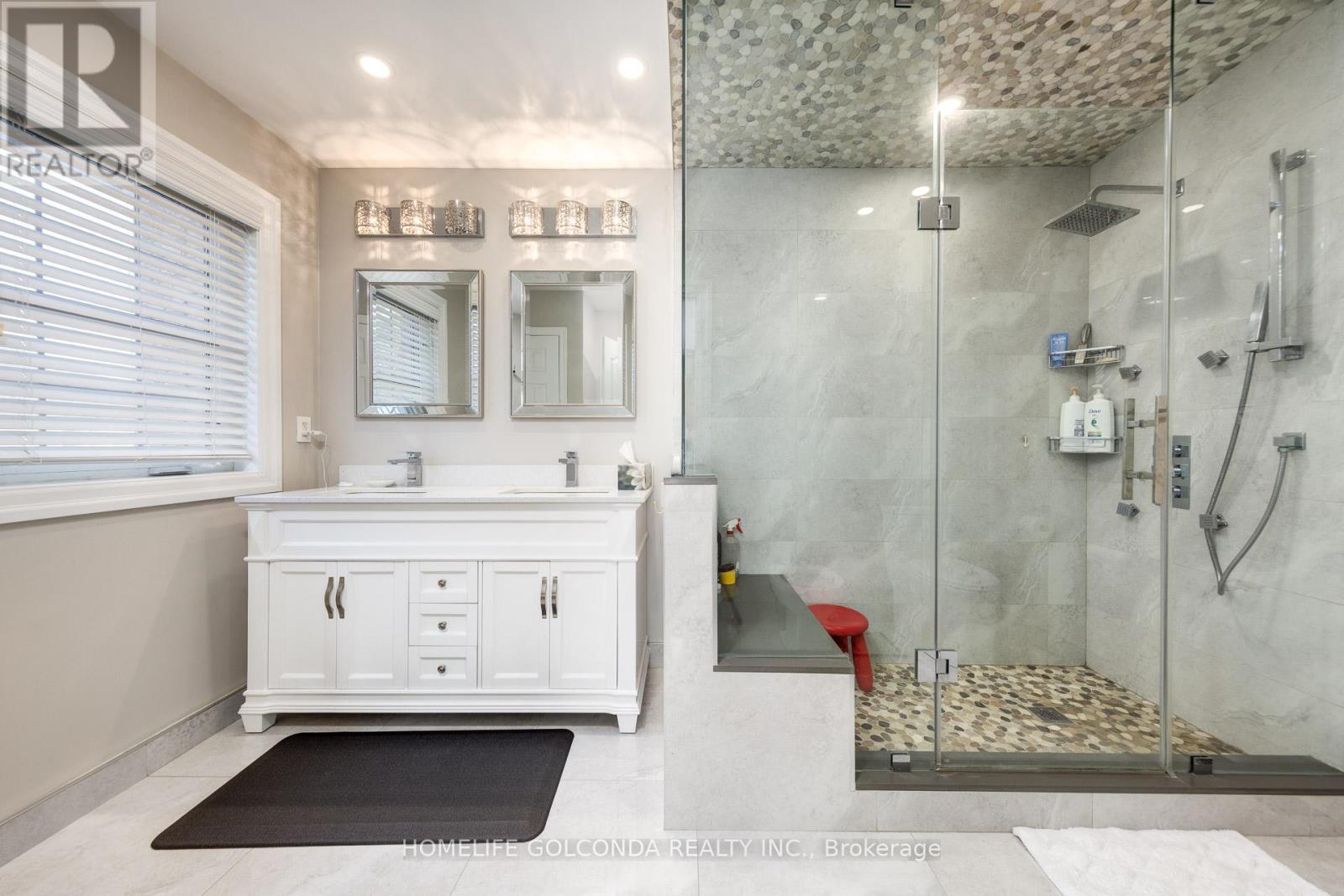 77 Arco Circle, Vaughan, Ontario  L6A 3Z7 - Photo 17 - N12455038