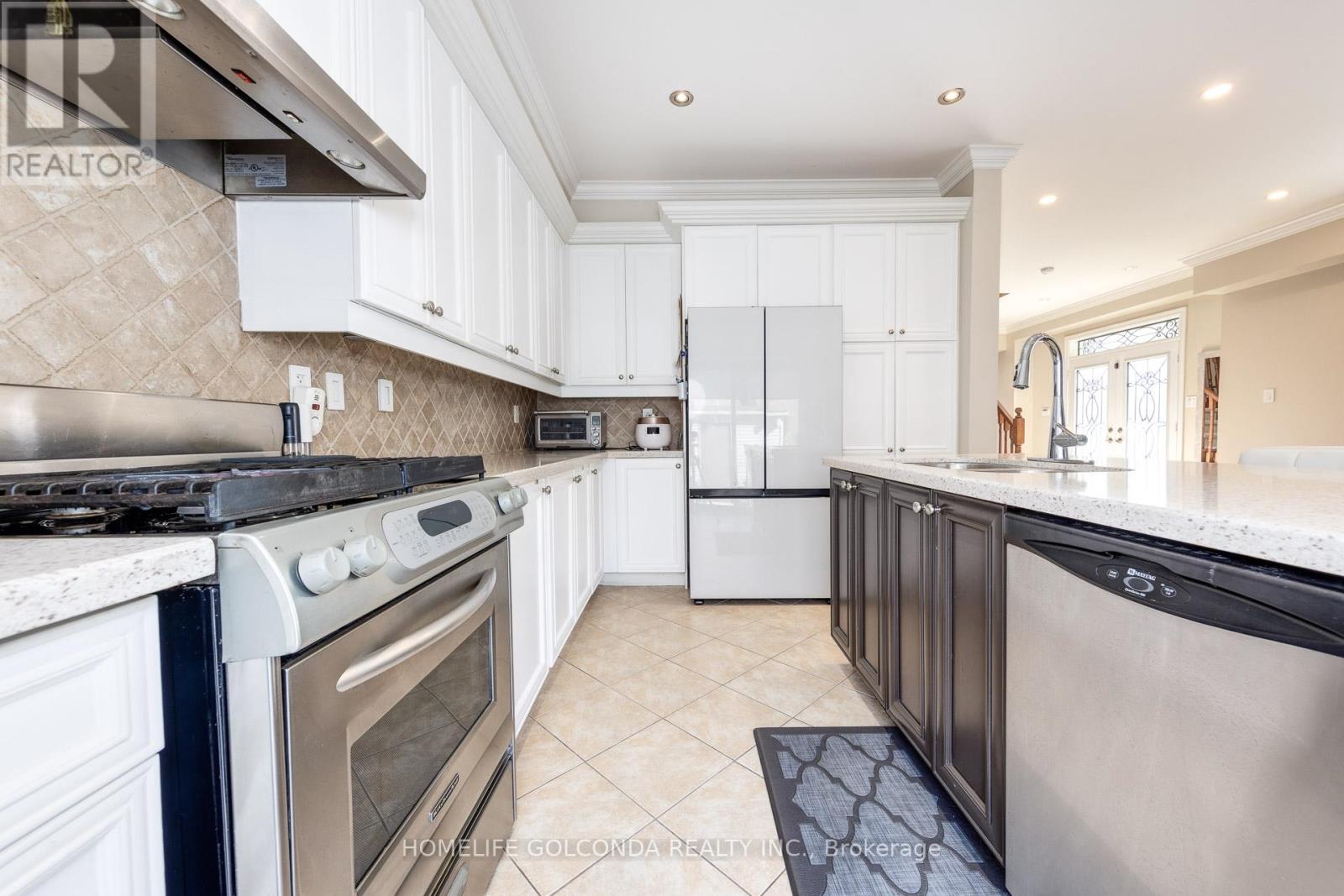 77 Arco Circle, Vaughan, Ontario  L6A 3Z7 - Photo 10 - N12455038