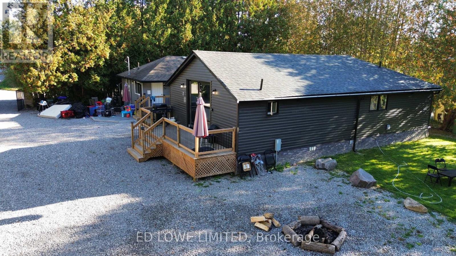 1020 Cumberland Street, Innisfil (Lefroy), Ontario  L0L 1C0 - Photo 11 - N12505202