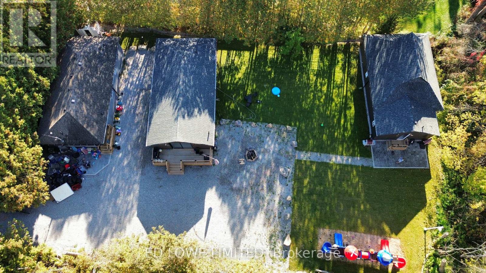 1020 Cumberland Street, Innisfil (Lefroy), Ontario  L0L 1C0 - Photo 4 - N12505202