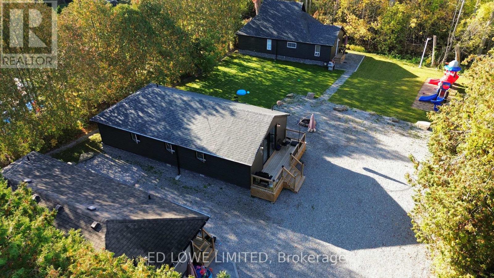 1020 Cumberland Street, Innisfil (Lefroy), Ontario  L0L 1C0 - Photo 5 - N12505202