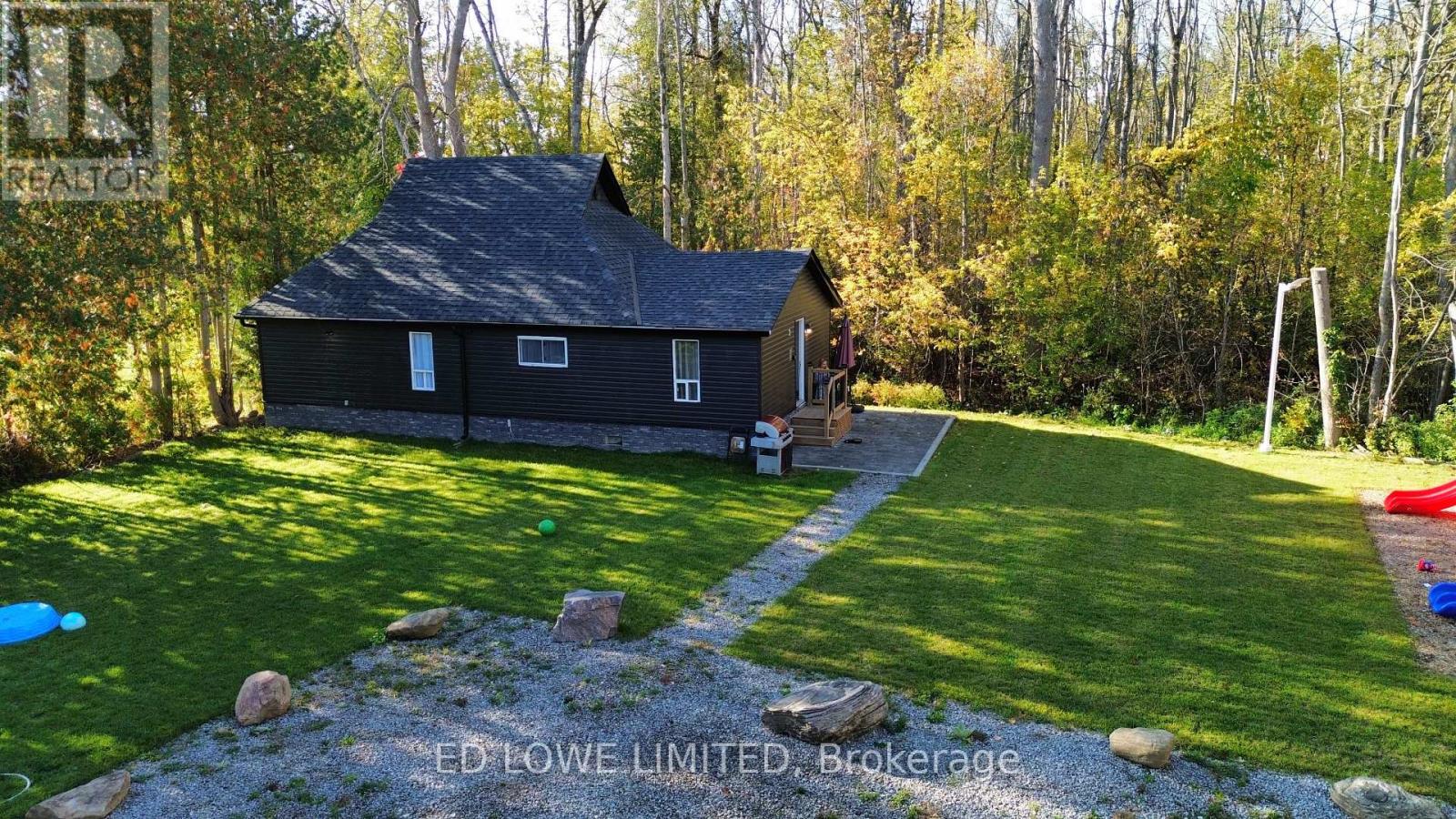 1020 Cumberland Street, Innisfil (Lefroy), Ontario  L0L 1C0 - Photo 7 - N12505202