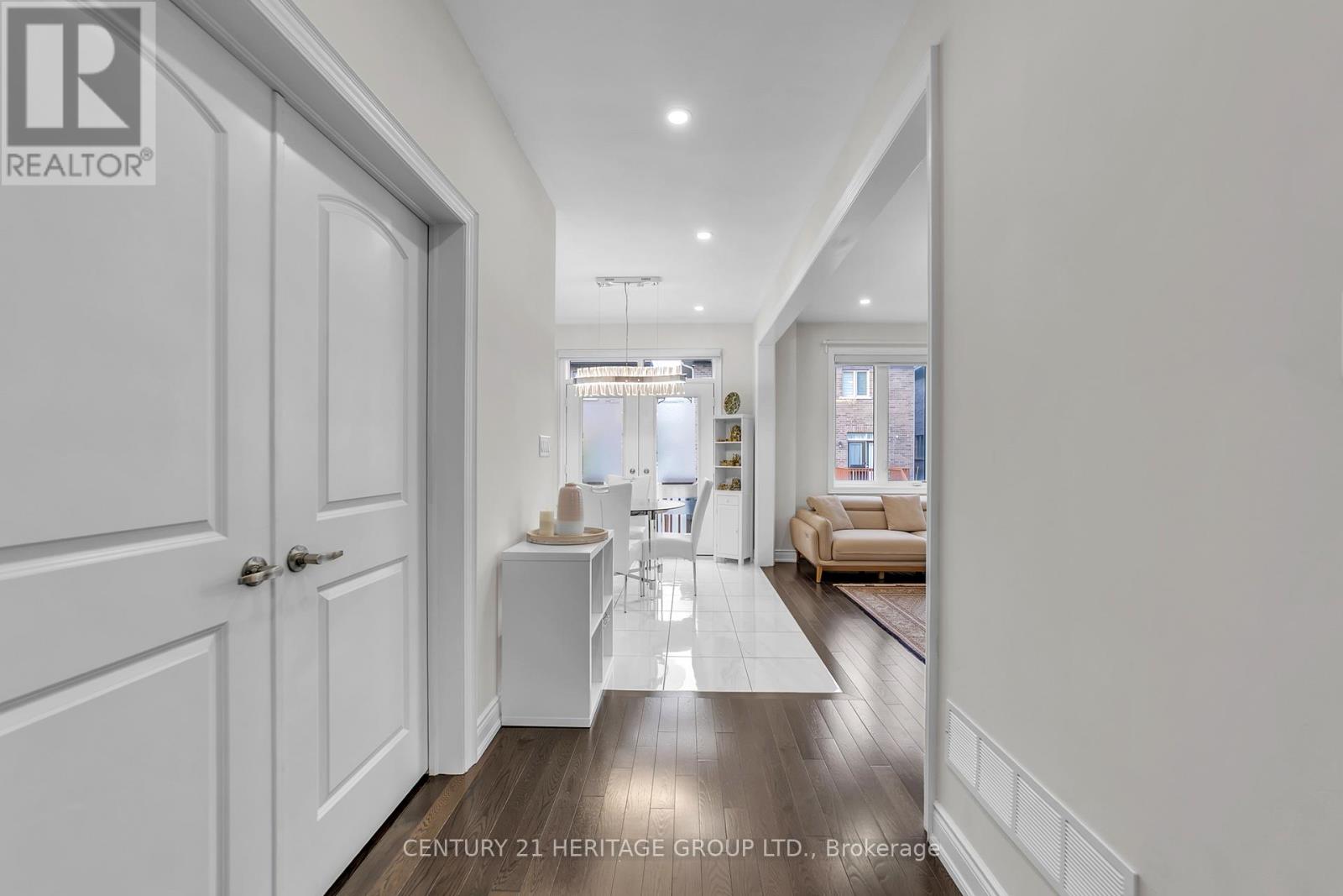 Main - 42 Portage Avenue, Richmond Hill, Ontario  L4E 2Z5 - Photo 14 - N12505236