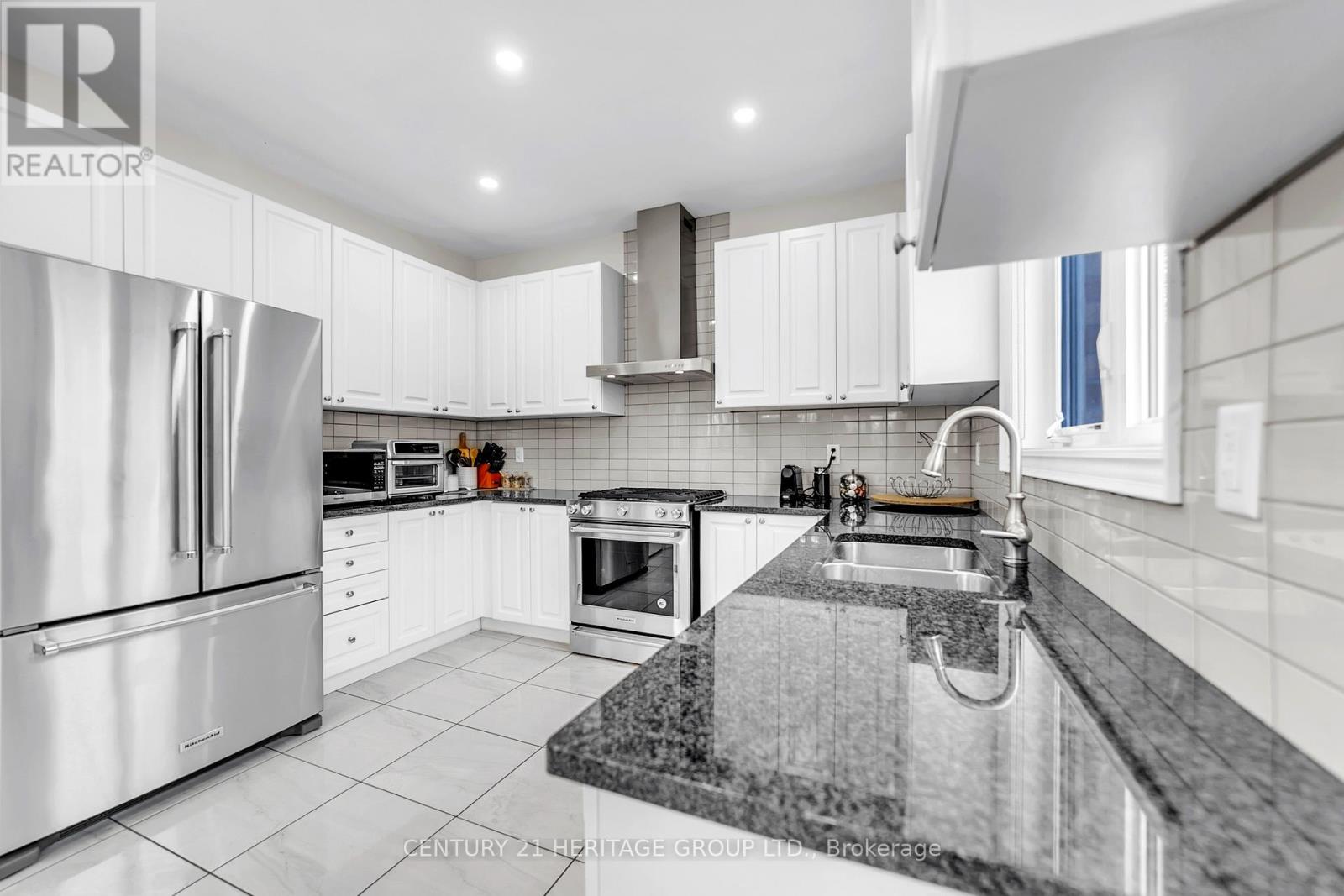 Main - 42 Portage Avenue, Richmond Hill, Ontario  L4E 2Z5 - Photo 23 - N12505236