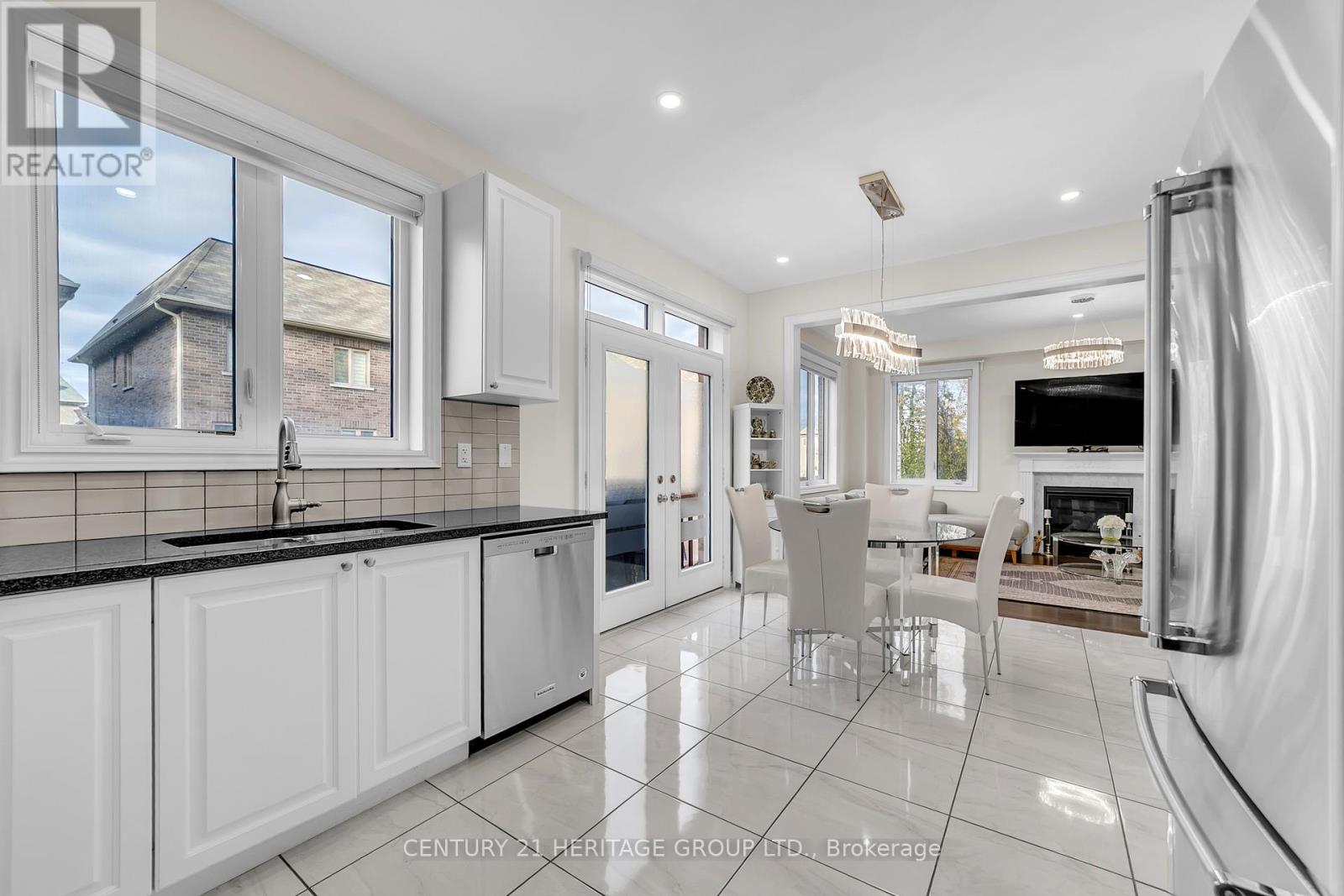 Main - 42 Portage Avenue, Richmond Hill, Ontario  L4E 2Z5 - Photo 25 - N12505236