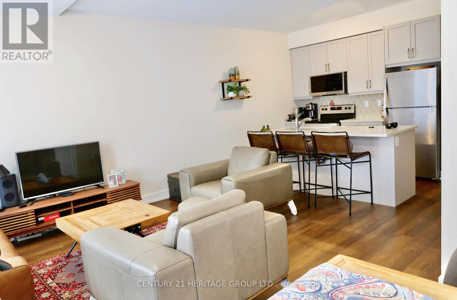 11 - 6 Sayers Lane N, Richmond Hill, Ontario  L4E 1J4 - Photo 11 - N12505238