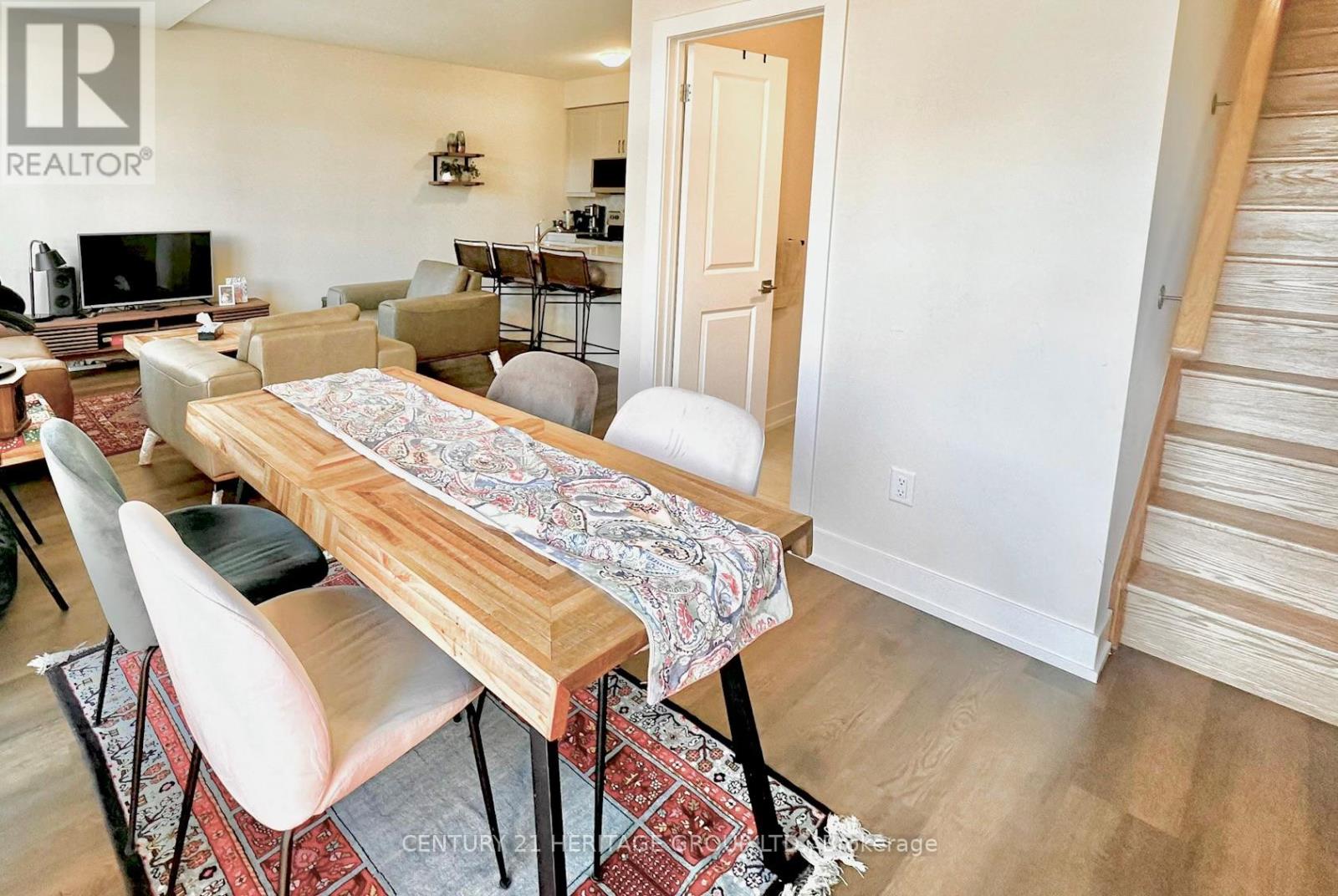 11 - 6 Sayers Lane N, Richmond Hill, Ontario  L4E 1J4 - Photo 12 - N12505238