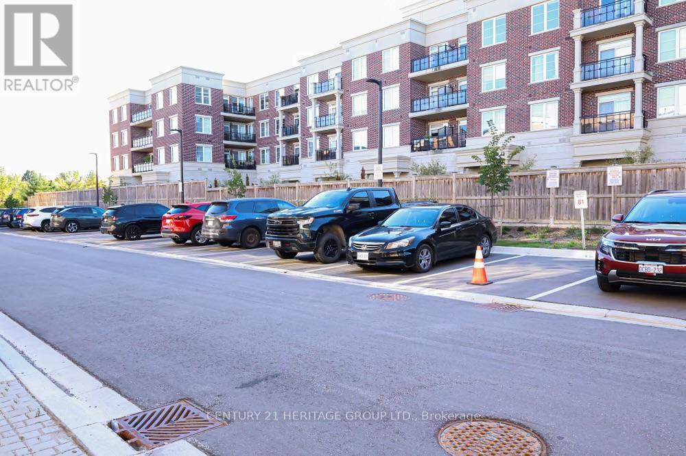 11 - 6 Sayers Lane N, Richmond Hill, Ontario  L4E 1J4 - Photo 6 - N12505238