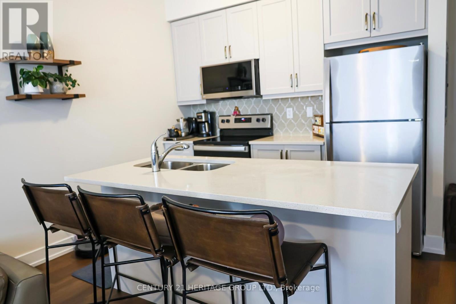 11 - 6 Sayers Lane N, Richmond Hill, Ontario  L4E 1J4 - Photo 7 - N12505238