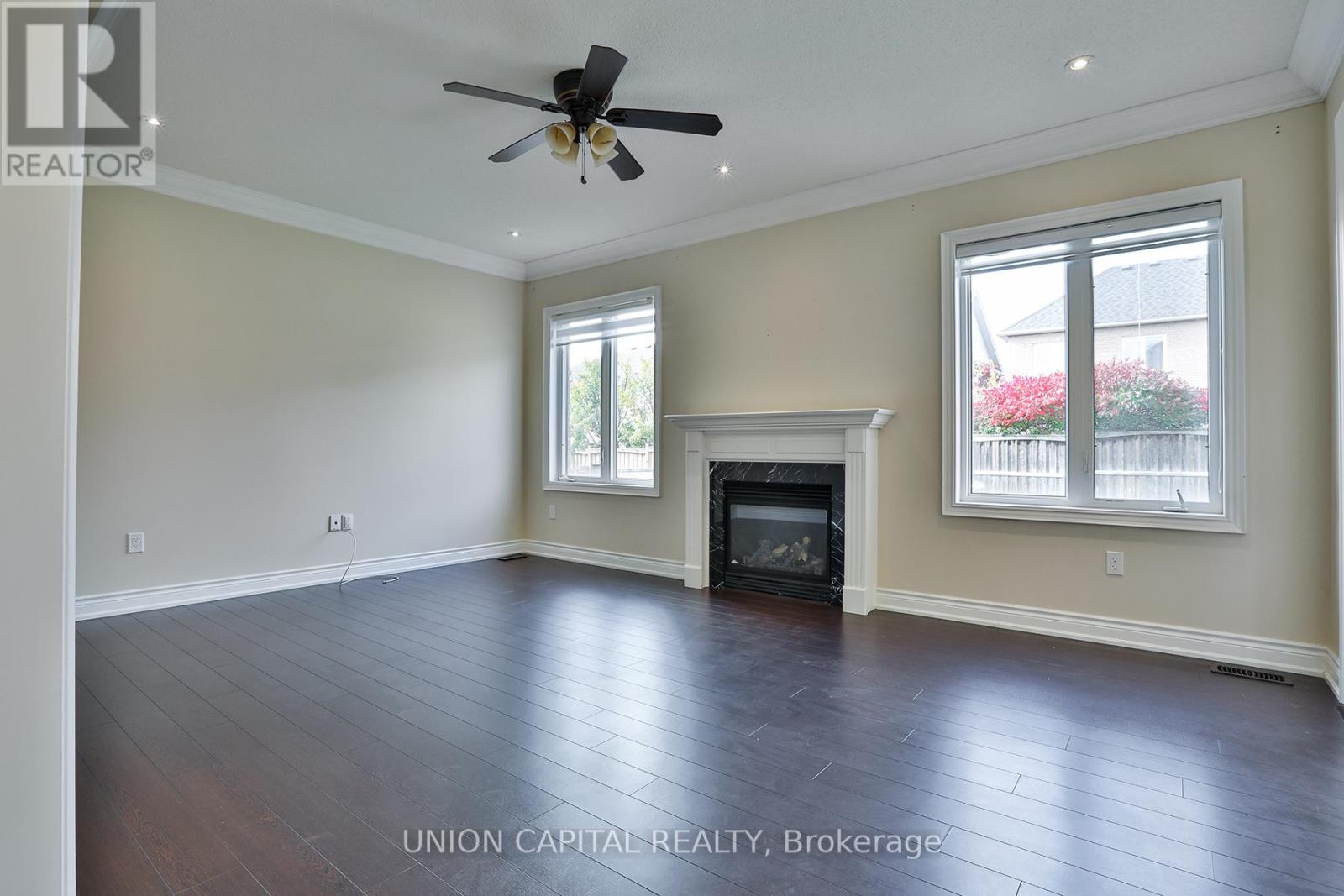 22 Greenforest Grove, Whitchurch-Stouffville, Ontario  L4A 1T3 - Photo 20 - N12505260