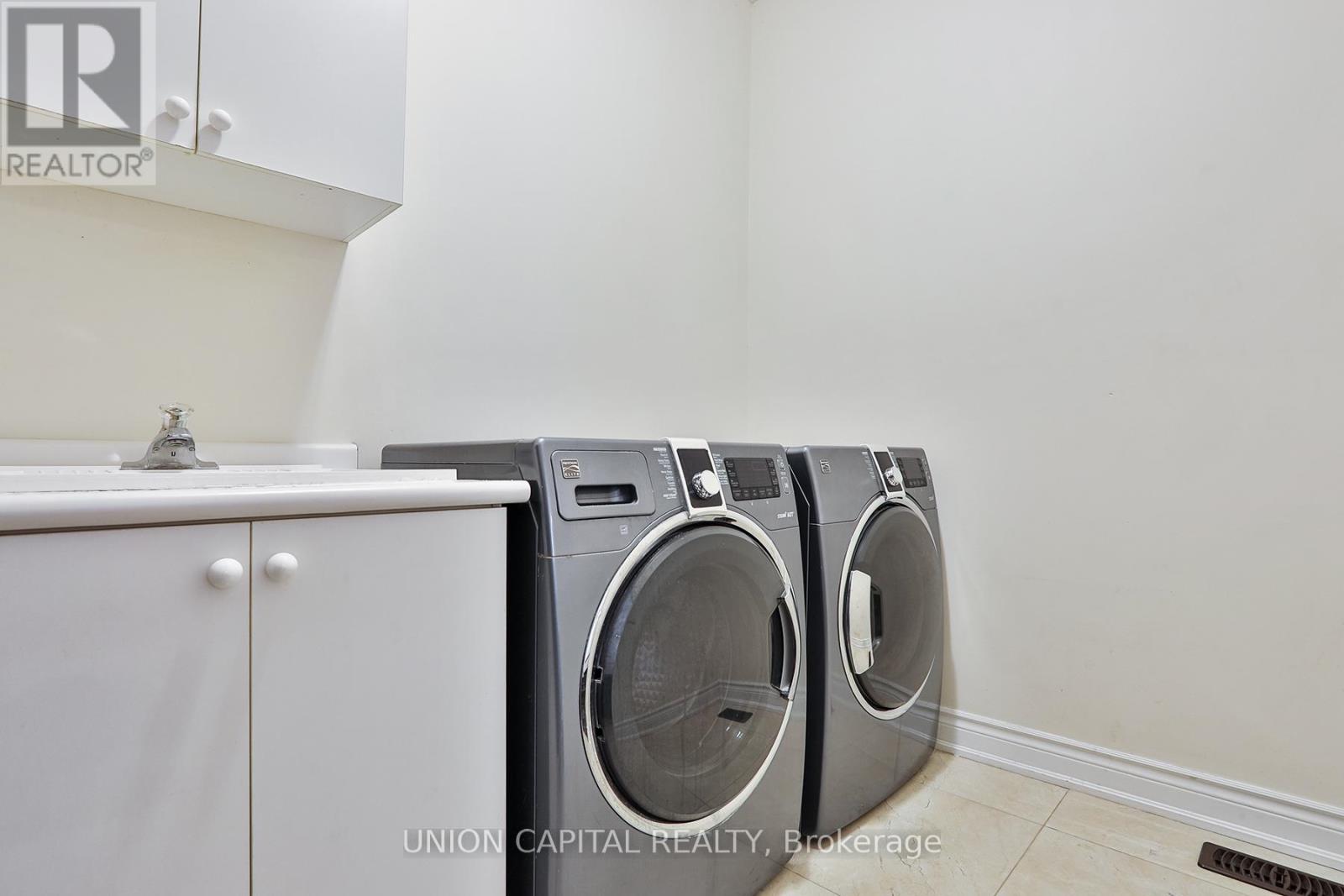 22 Greenforest Grove, Whitchurch-Stouffville, Ontario  L4A 1T3 - Photo 24 - N12505260