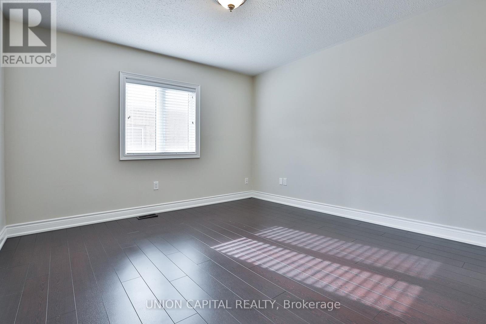 22 Greenforest Grove, Whitchurch-Stouffville, Ontario  L4A 1T3 - Photo 40 - N12505260