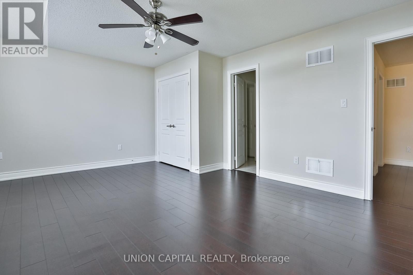 22 Greenforest Grove, Whitchurch-Stouffville, Ontario  L4A 1T3 - Photo 44 - N12505260