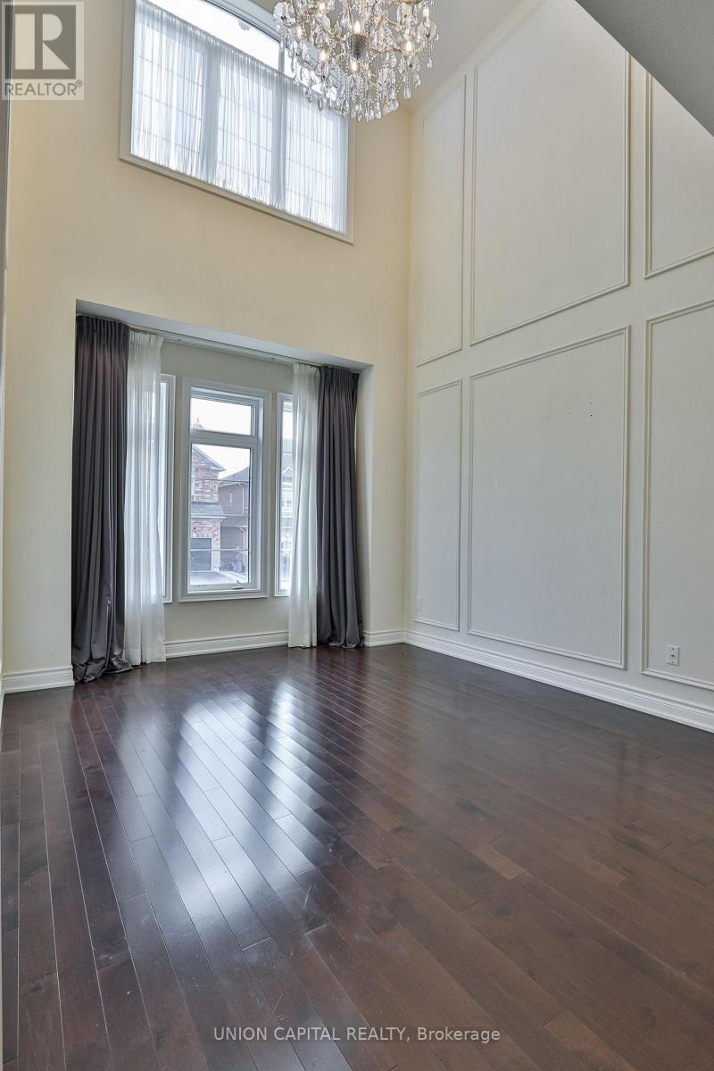 22 Greenforest Grove, Whitchurch-Stouffville, Ontario  L4A 1T3 - Photo 9 - N12505260