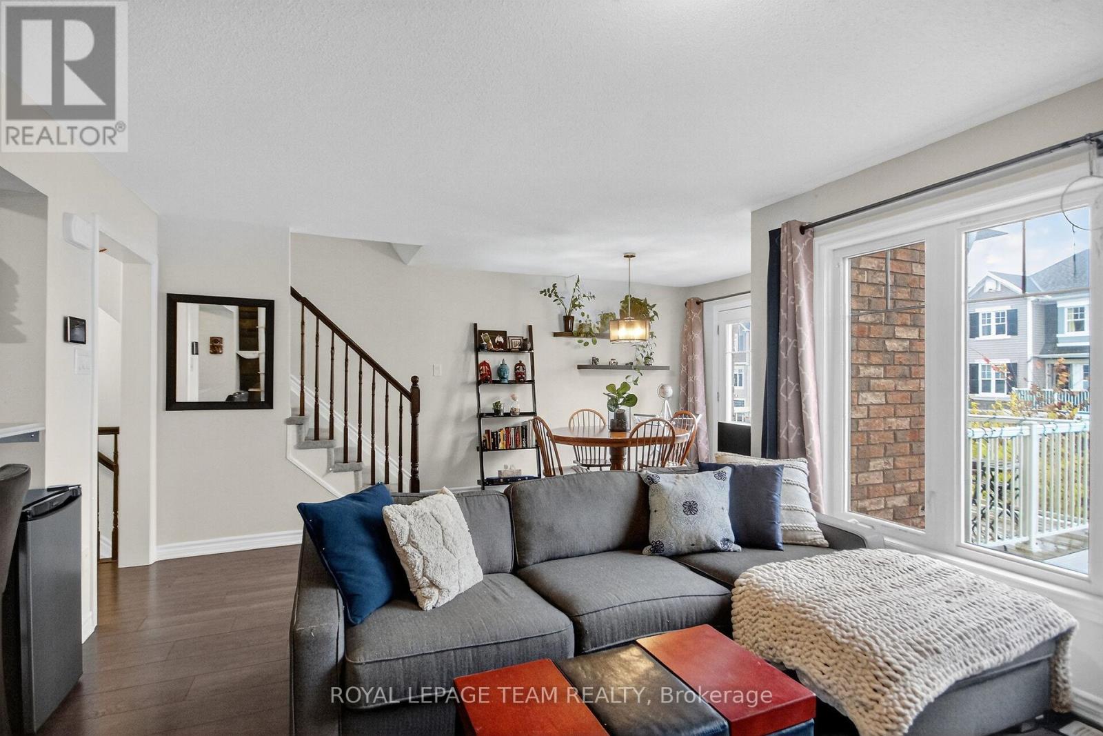 303 Pumpkinseed Crescent, Ottawa, Ontario K2J 6J9 - Photo 14 - X12505274