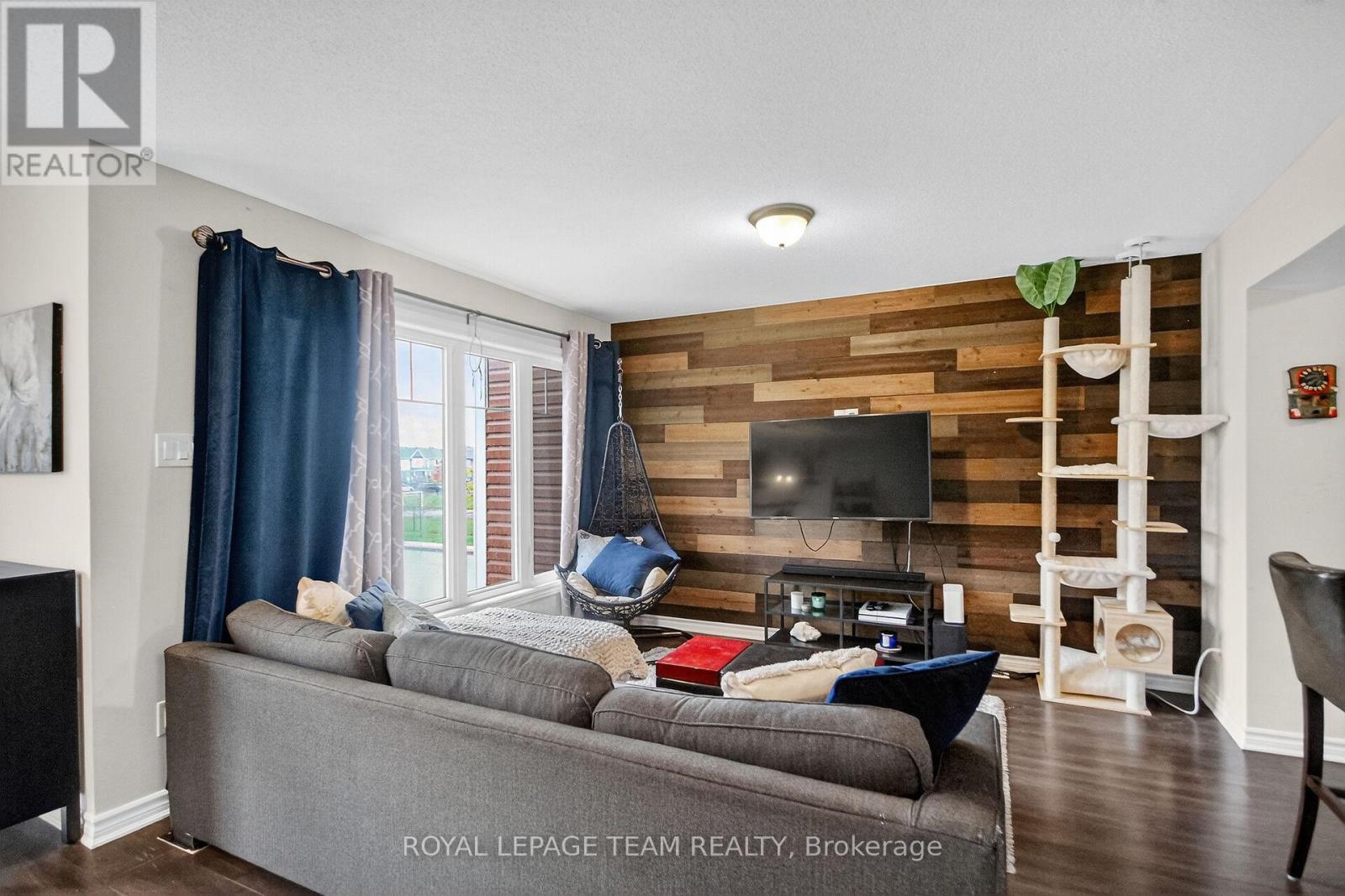 303 Pumpkinseed Crescent, Ottawa, Ontario K2J 6J9 - Photo 15 - X12505274