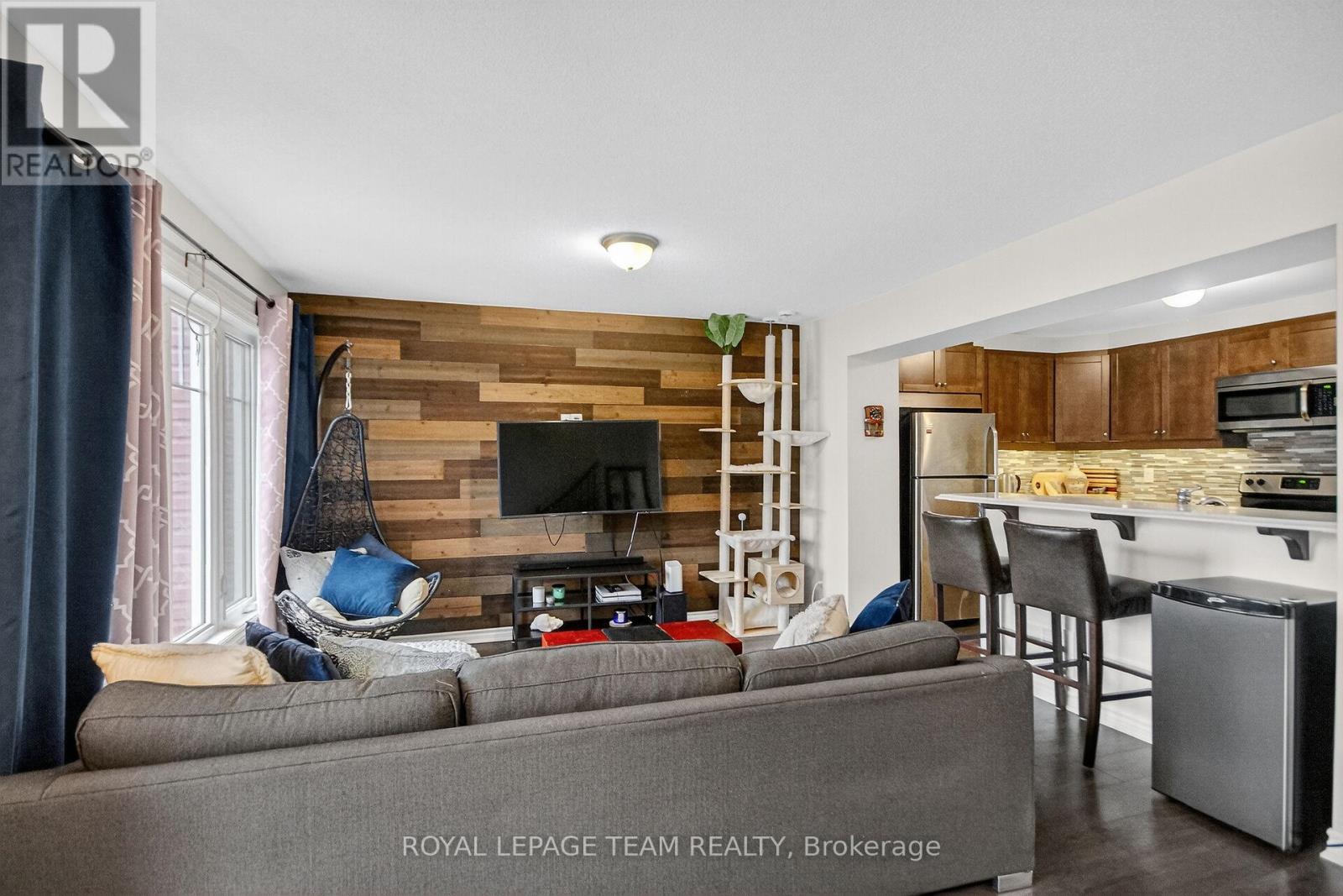 303 Pumpkinseed Crescent, Ottawa, Ontario K2J 6J9 - Photo 18 - X12505274