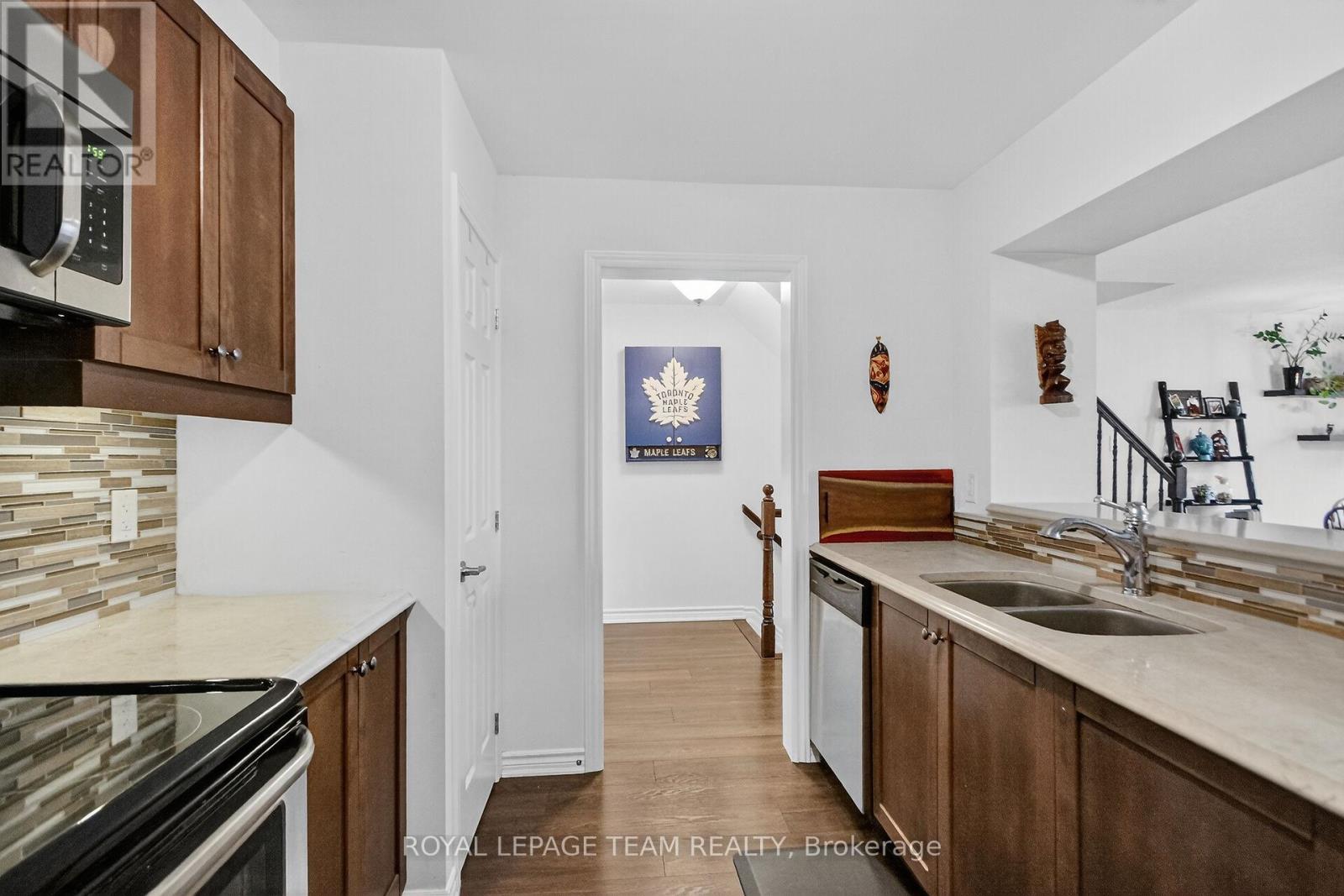 303 Pumpkinseed Crescent, Ottawa, Ontario K2J 6J9 - Photo 24 - X12505274